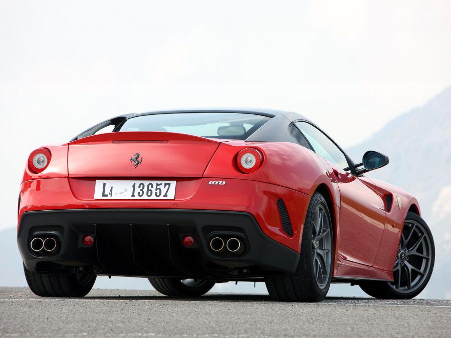  Ferrari 599 GTO 2010 года  (фото 6 из 39)
